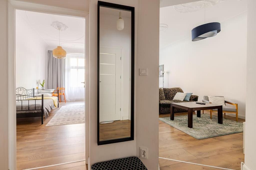 Apartament Rozeta Centrum 6Os Legnica Exterior foto